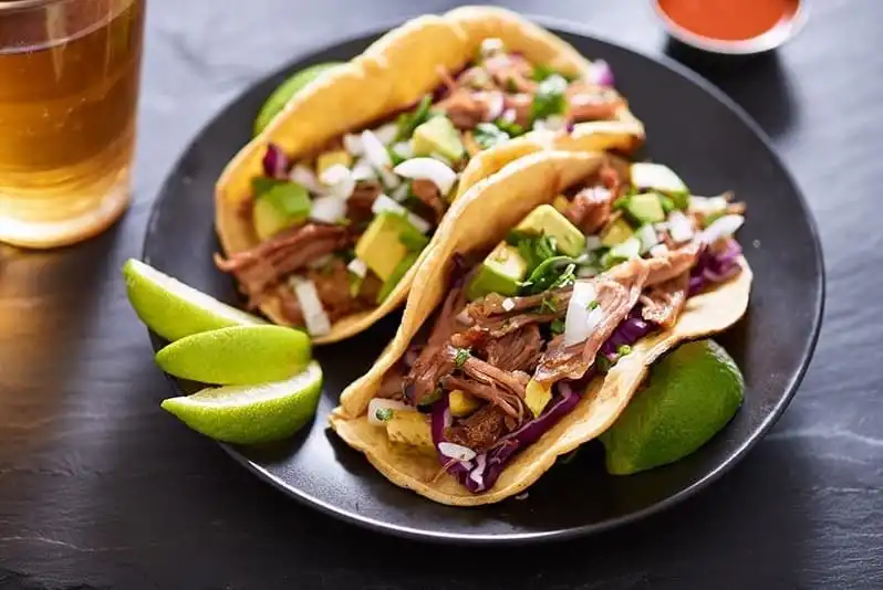 Comida Tipica en Puerto Vallarta Taco Revolución 