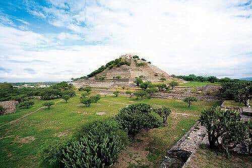 Boletos de Autobús a Querétaro Zona Arqueológica el Cerrito 